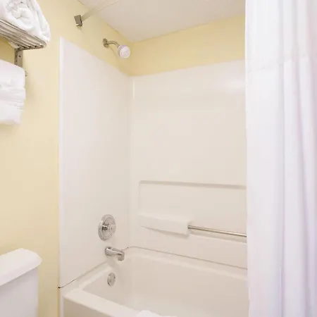 Days Inn By Wyndham Brooksville